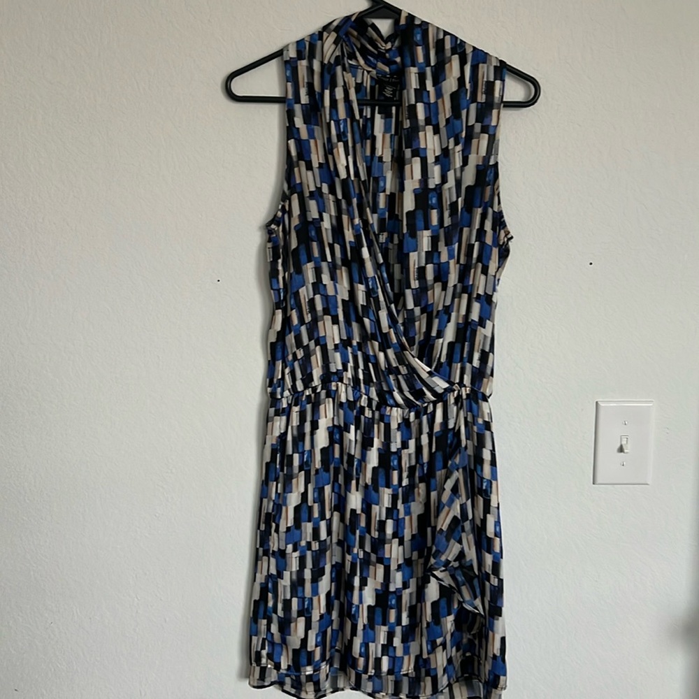 White House Black Market Dress (Size 6)